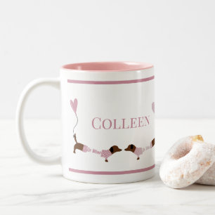 Cute Kissing Dachshund Wiener Hund Valentines Rosa Två-Tonad Mugg