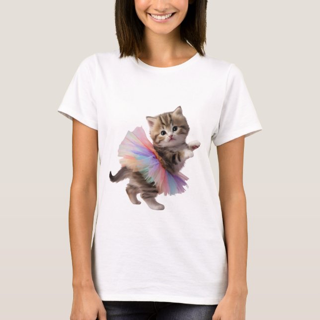 Cute Kitten Graphic T-Shirt (Framsida)