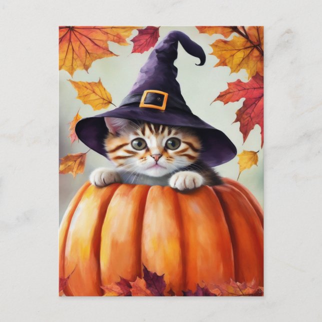 Cute Kitten i Pumpkin med Lila Witch Hat Vykort (Framsida)
