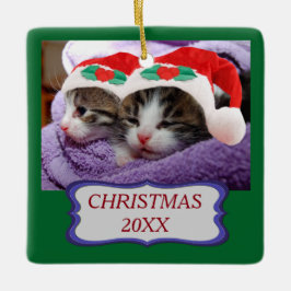 Cute Kittens Wearing Red Santa Hats jul 20XX Julgransprydnad Keramik