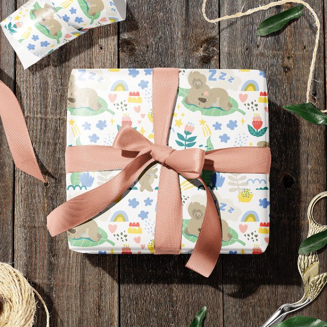 Cute Koala Mönster med Little Girl Namn på Rosa Presentpapper (Skapare uppladdad)