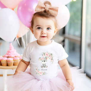 Cute Koala Rosa Blommigt Sage Greenery Birthday T Shirt