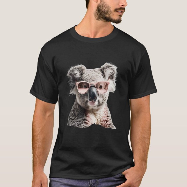 Cute koala with pink sunglasses Australia happines T Shirt (Framsida)