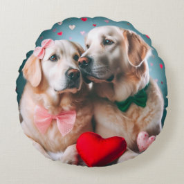 Cute labrador couple valentine's day rund kudde