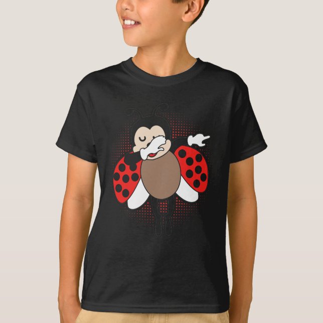 Cute Ladybug Dabbing T Shirt (Framsida)