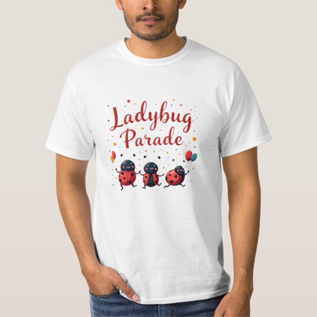 Cute Ladybug Gift T Shirt (Framsida)