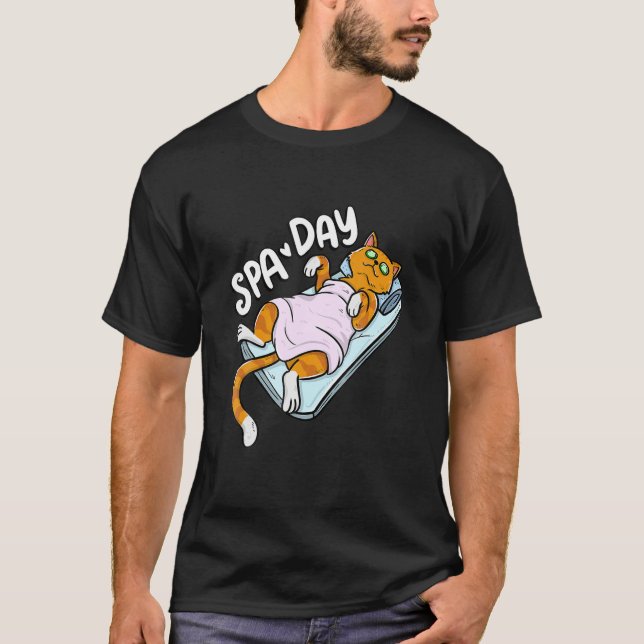 Cute Lazy Cat Spa Day Hälsa Cat Holder T Shirt (Framsida)