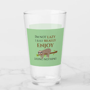 Cute Lazy Sloth Hanging on Träd Funny Text Glaskopp
