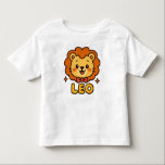 Cute Leo Zodiac Lejon - Tecknad Astrology Design T Shirt<br><div class="desc">Firar din lilla stjärna med den här vackra Leo zodiac-designen! Med en glad tecknad lejon med rosiga kinder, en fluffy mane och en röd båge är denna lekande illustration perfekt för juli och augusti spädbarn. Omgiven av sparkler och fet "LEO"-brev, är det idealiska för barn t-shirts, baby kroppsdräkter och födelsedagskalkyl....</div>