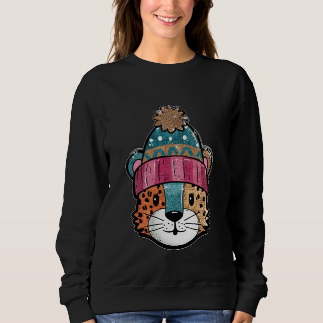 Cute Leopard Winter Hat Adorable Cartoon T Shirt (Framsida)