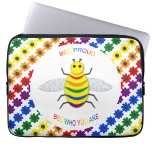 Cute LGBT Proud Rainbow Bee and Flowers Laptop Fodral