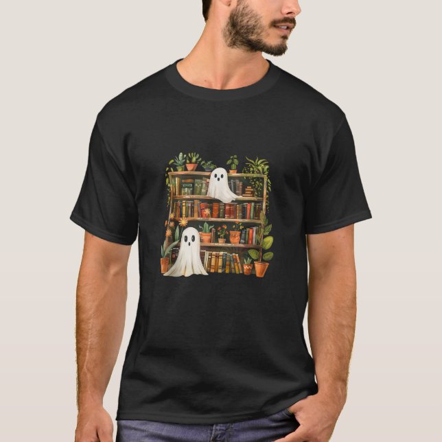 Cute Librarian Spooky Ghost Bookshelves Plant Bok T Shirt (Framsida)