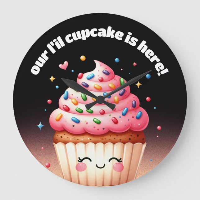 Cute L'il Cuptårta Sprinkles Nursery Stor Klocka (Framsida)