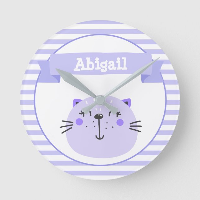 Cute Lila Cat | Personlig Nursery eller Kids' Rund Klocka (Framsida)