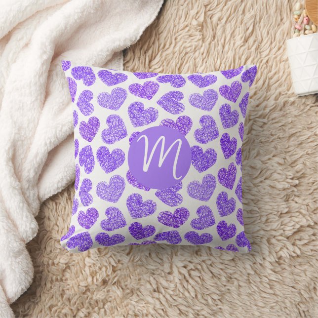 Cute Lila Doodled Heart Valentines Day Monogram Kudde (Filt)