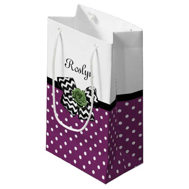 Cute Lila Dots Grönt Ro Chevron Bow med Namn (Framsidan Vinklad)