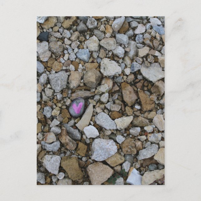 Cute Lila Little Heart på Black Sten i Sten Vykort (Framsida)