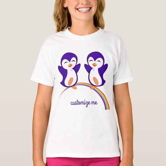 Cute Lila Penguin on Rainbow Anpassningsbar Kids T Shirt (Framsida)