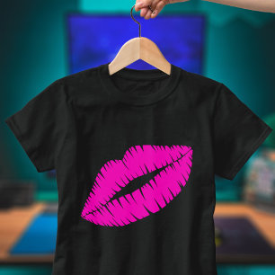 Cute Lipstick Kiss Shock rosa Läppar T-Shirt