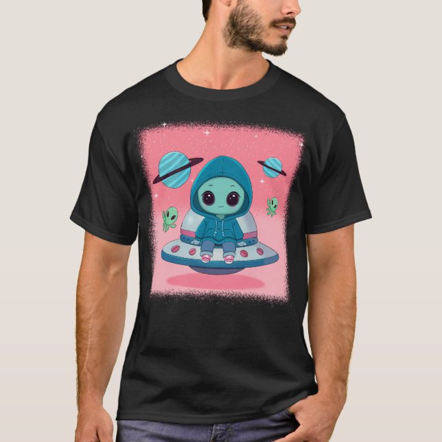 Cute Little Alien T Shirt (Framsida)