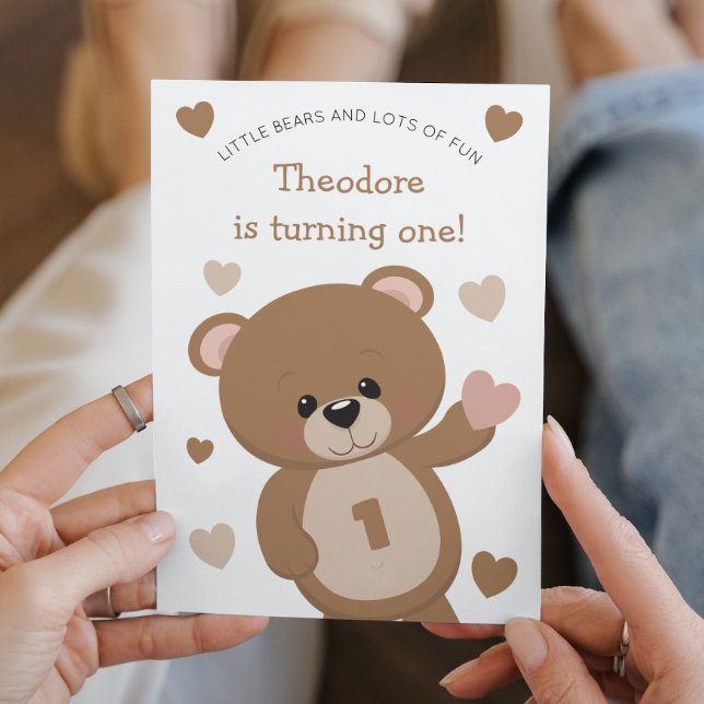 Cute Little Bear Turding One First Birthday Inbjudningar (Skapare uppladdad)