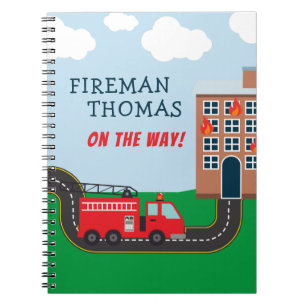 Cute Little Boy's Fireman och Brandbil med Namn Anteckningsbok