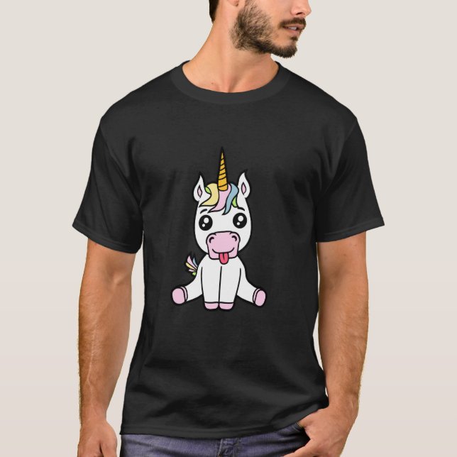 Cute Little Cheeky Sitting Tongue Sticking Out Uni T Shirt (Framsida)