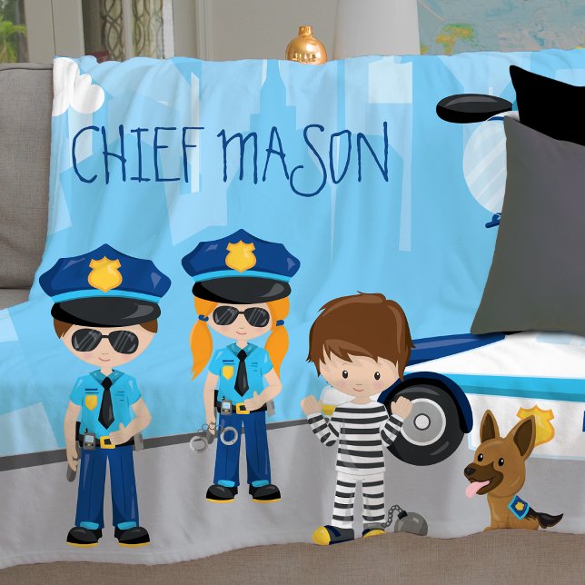 Cute Little Kid Tecknad Policeman med första Namn Fleecefilt (Skapare uppladdad)