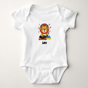 Cute Little Lejonare DJ Music   Personlig T Shirt