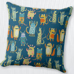 Cute Little Monsters Kudde<br><div class="desc">En familj av beundransvärda små monster. Perfekt för Halloween, eller någon annan årstid för monster älskare och små monster. Originalkonst av Nic Squirrell.</div>