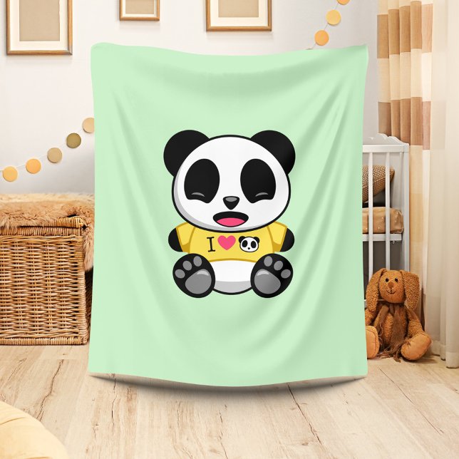 Cute Little Panda I Gult T-shirt på Grönt Fleecefilt (Skapare uppladdad)