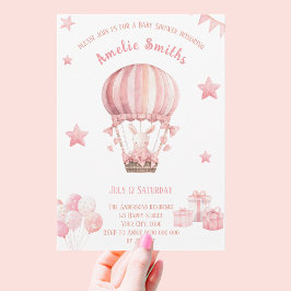 Cute Little Rosa Bunny i en babystövel i ballongen Inbjudningar