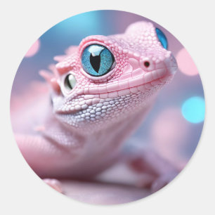 Cute Little Rosa Lizard med Big Blue Ögon Runt Klistermärke