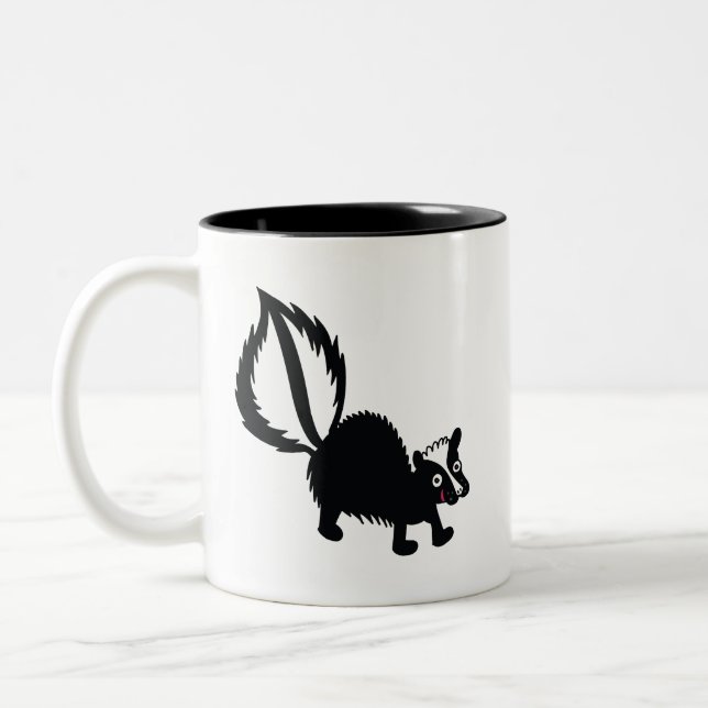 Cute Little Stinker Skunk Prated Art Design Två-Tonad Mugg (Vänster)