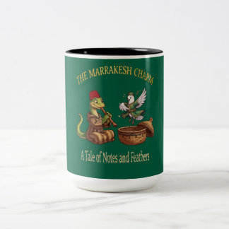 Cute Lizard Snake Charmer & Dancing Pigeon Whimsic Två-Tonad Mugg
