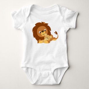 Cute Loving Tecknad Lejona Pappa & Unge Baby Creep T Shirt