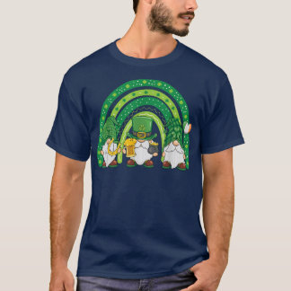 Cute Lucky Rainbow Gnome Lycklig St patricks day F T Shirt