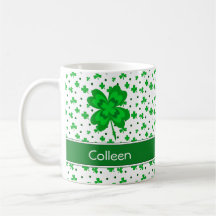 Cute Lucky Shamrocks and Dots Monogram Namn