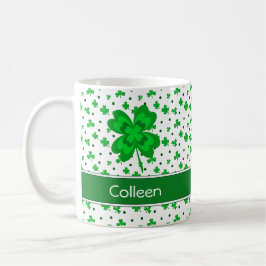 Cute Lucky Shamrocks and Dots Monogram Namn Kaffemugg