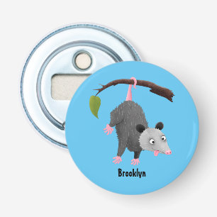 Cute lustig opossum hängande från gren tecknad flasköppnare