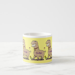 Cute lycklig alpaca med fjärilspinnar tecknad espressomugg