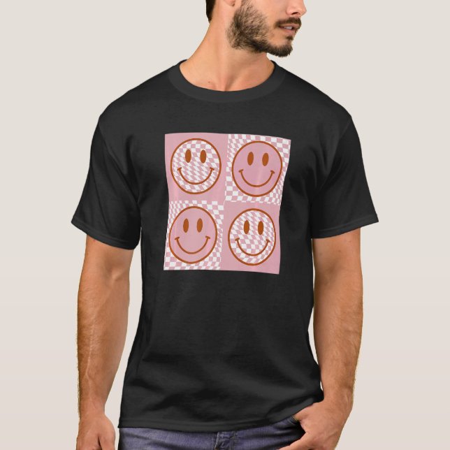 Cute Lycklig Ansikte kontrollerade Mönster Rosa Sm T Shirt (Framsida)
