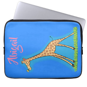 Cute lycklig giraffe with butterfly tecknad laptop fodral