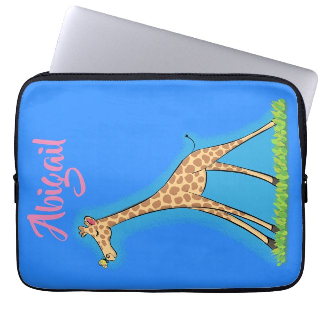Cute lycklig giraffe with butterfly tecknad laptop fodral (Framsidan)