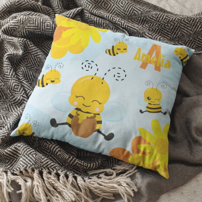 Cute Lycklig Humla med Flowers Little Kid Kudde (Skapare uppladdad)