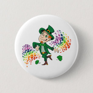 Cute lycklig ler leprechaun, regnbåge knapp