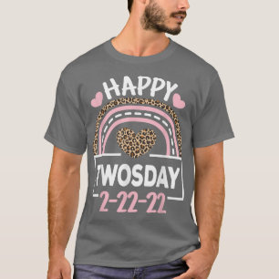 Cute Lycklig twosday 22222 Rosa Rainbow 22:a febru T Shirt
