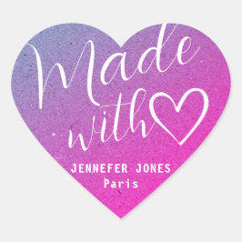Cute Made with Kärlek Heart Calligraphy Rosa Lila Hjärtformat Klistermärke