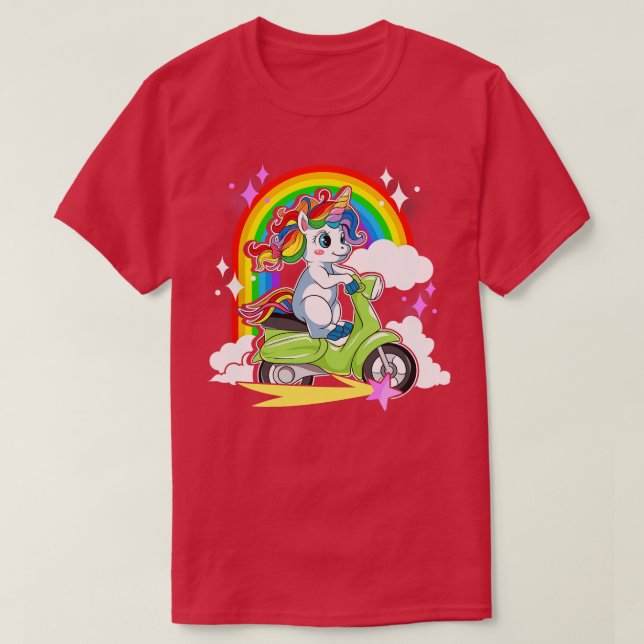 Cute Magic Unicorn Riding Scooter T Shirt (Design framsida)