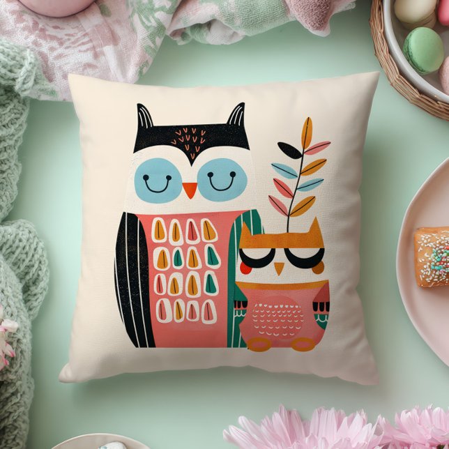 Cute Mama Owl& Baby Owlet Whimsical Nursery  Kudde (Skapare uppladdad)